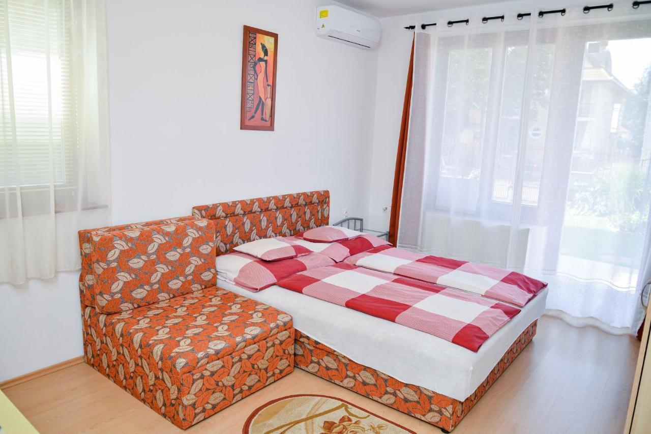 Sovaapartman Hotel Hajdúszoboszló Екстериор снимка