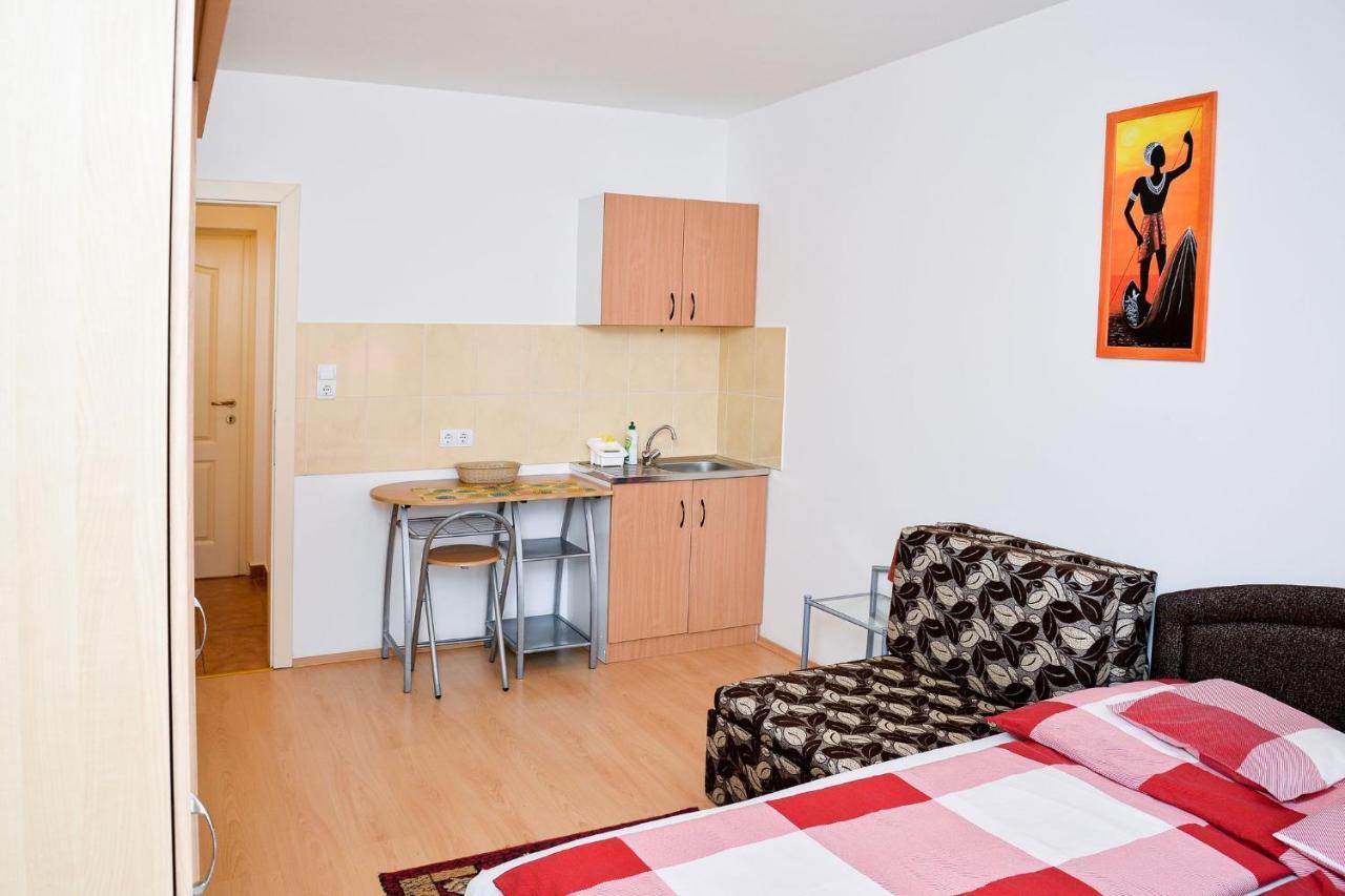 Sovaapartman Hotel Hajdúszoboszló Екстериор снимка